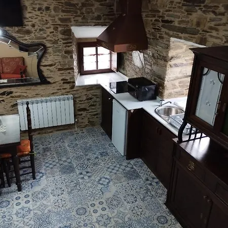 Casa Mameleiro E Casa Kintal Holiday home A Pontenova