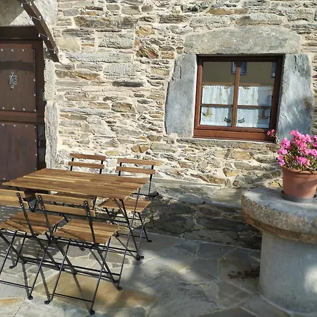 Casa Mameleiro E Casa Kintal A Pontenova