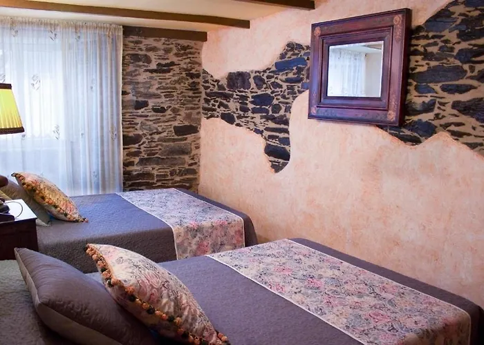 Semesterbostad Casa Mameleiro E Casa Kintal A Pontenova